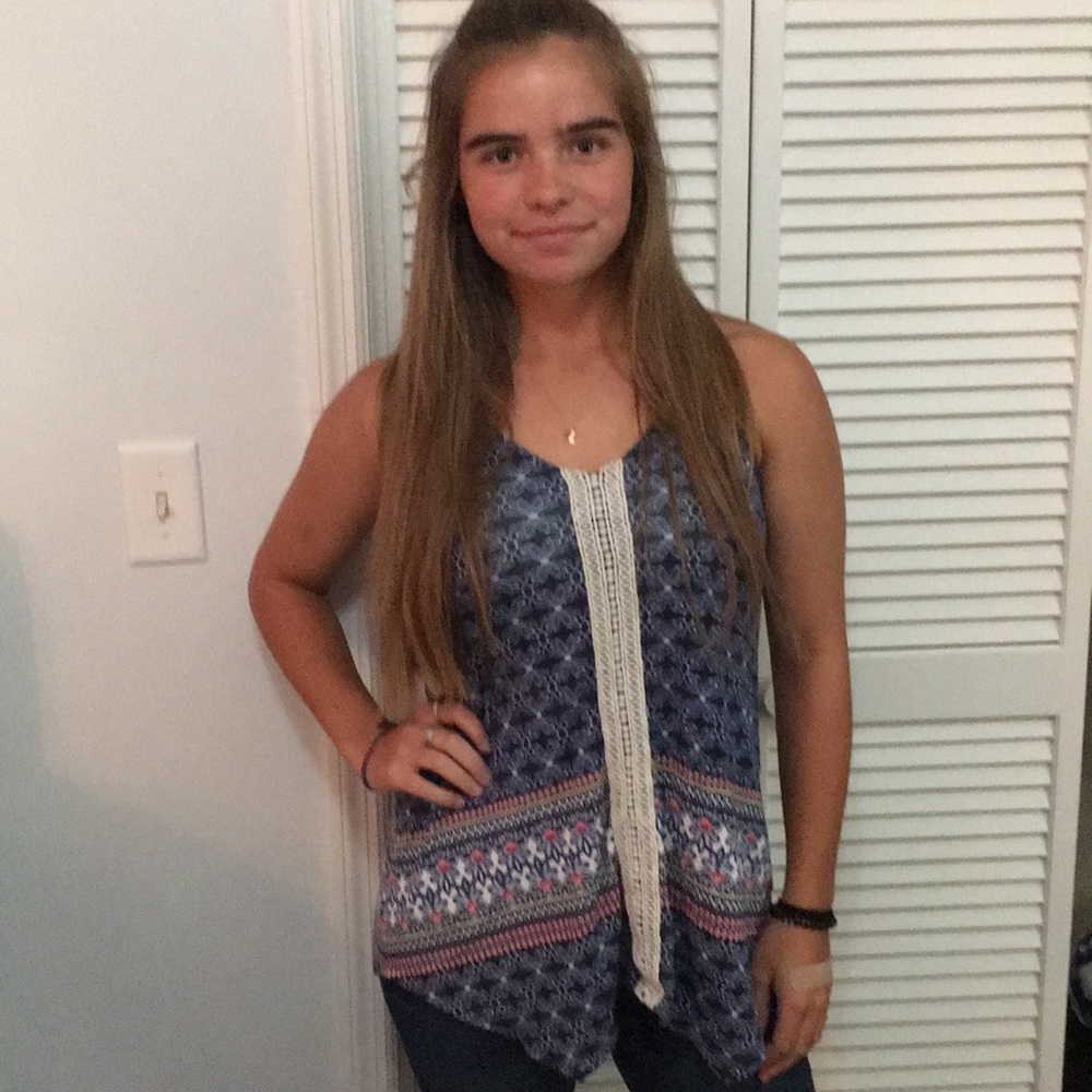 Maurice’s tank top